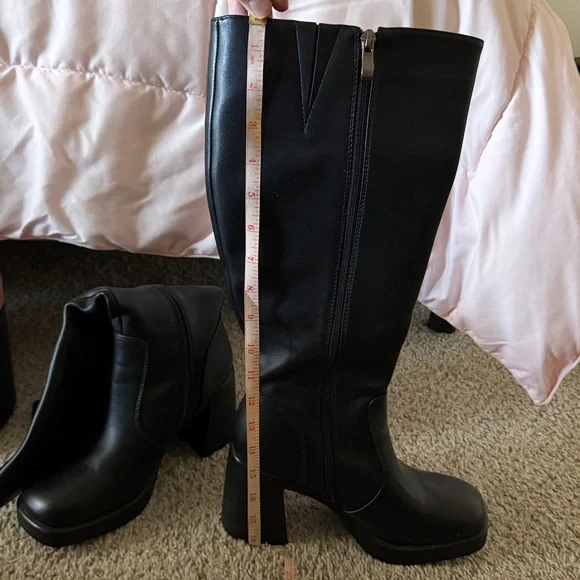 Black Platform Boots - Picture 6 of 10